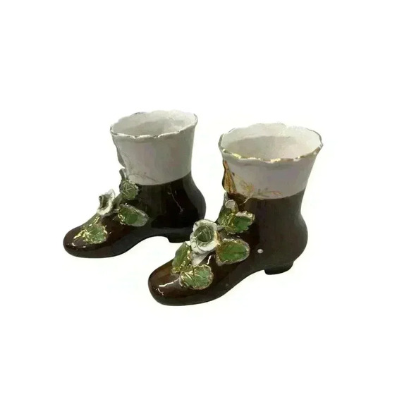 Set of Vintage Porcelain Miniature Shoe Vases Brown with Applied Flowers 3" Tall - Picture 1 of 9